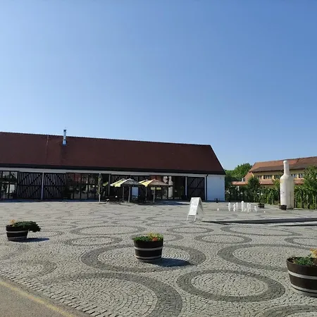 Lägenhet Ubytovani Ema Valtice