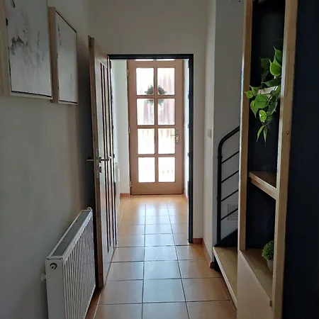Ubytovani Ema Lägenhet